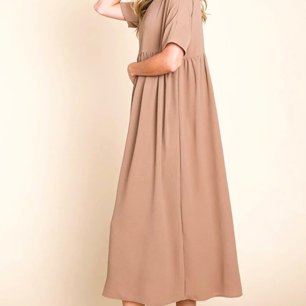 BOMBOM Round Neck Ruched Midi Dress